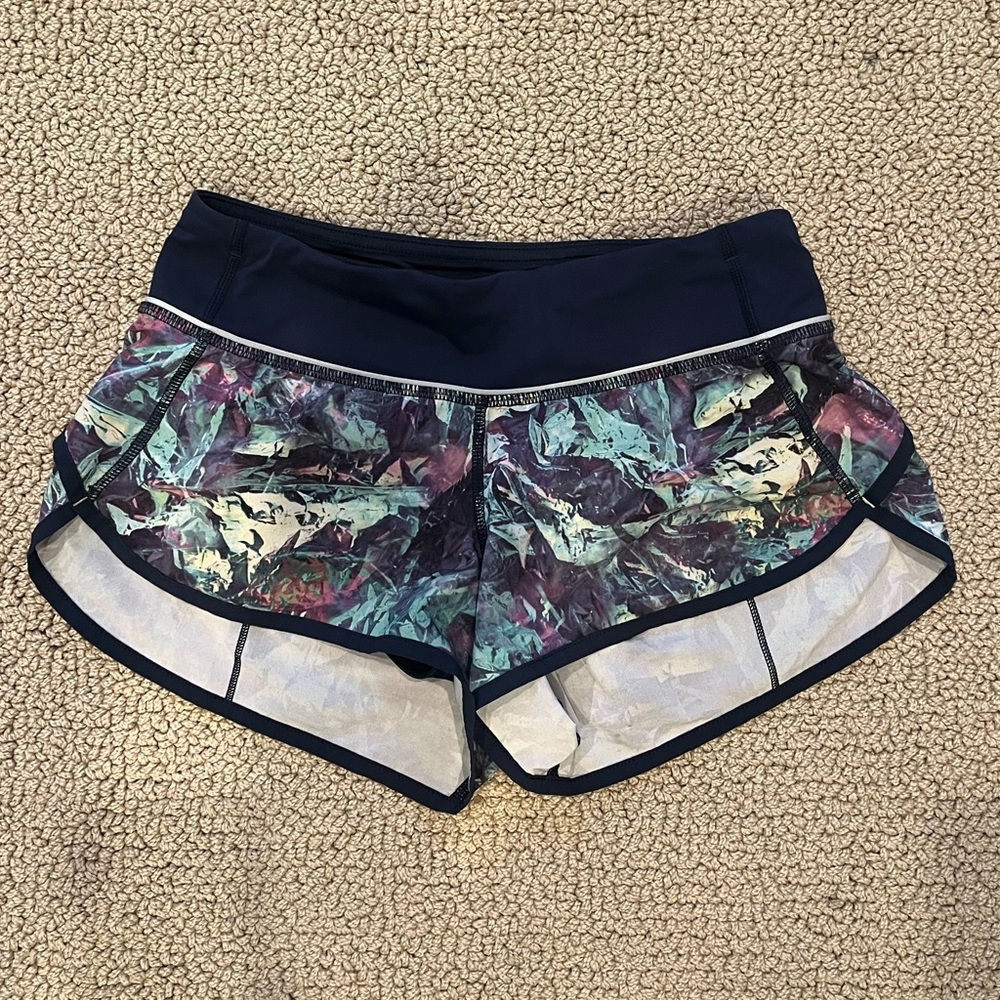Lululemon Shorts Speed Up Low-Rise